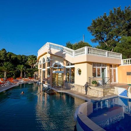 Residence Les Tourelles Sainte-Maxime Kültér fotó